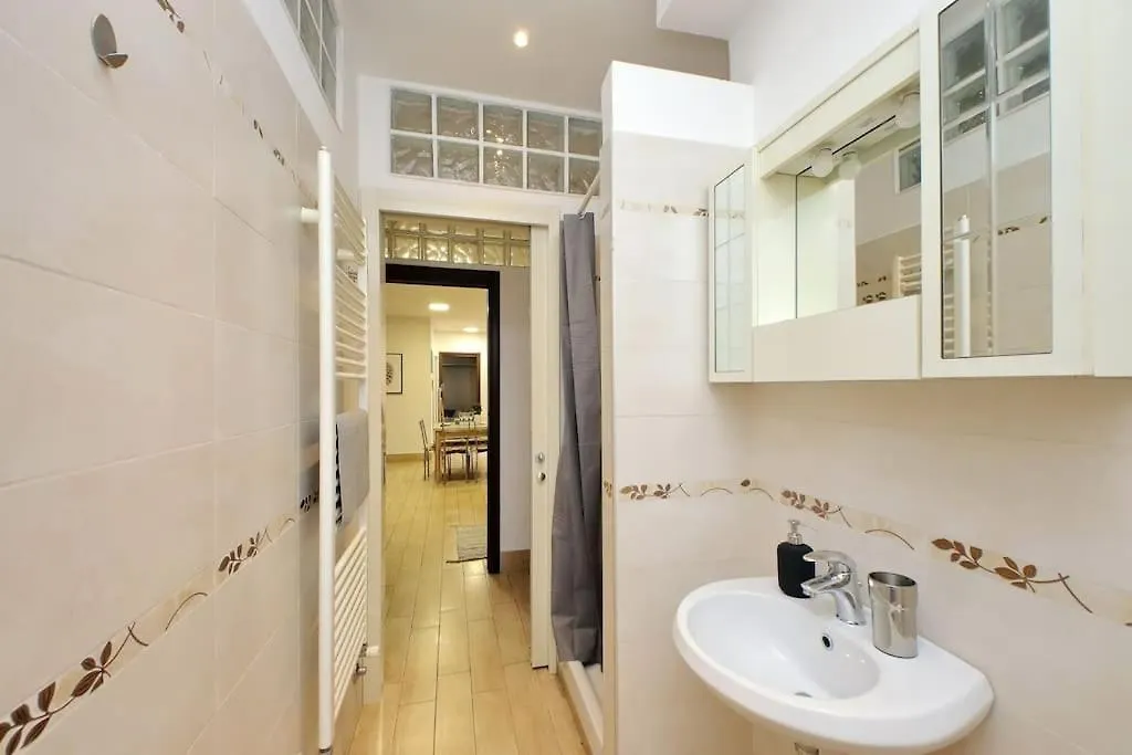 Vatican Spacious Apt With Terrace Rzym